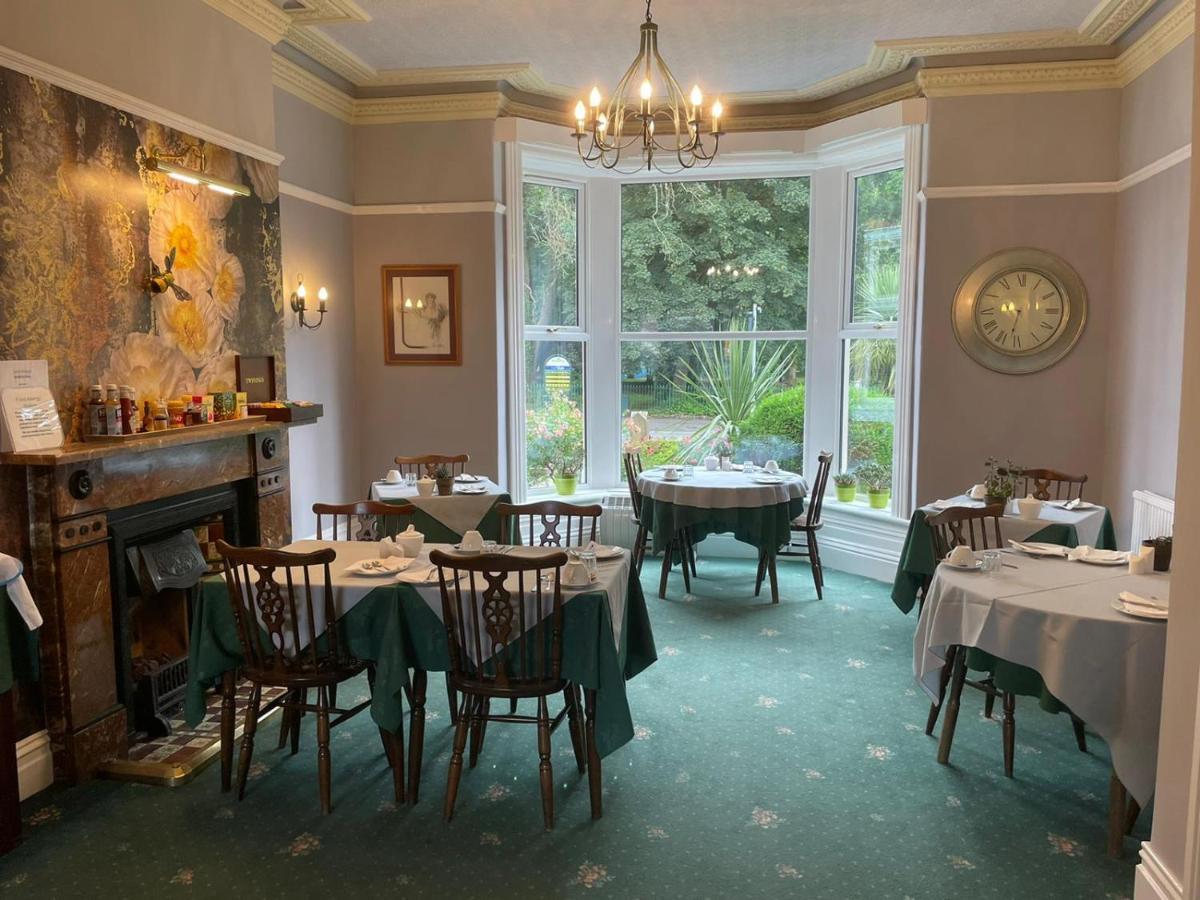 Rostrevor Hotel - Guest House Bury  Dış mekan fotoğraf